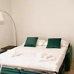 Heavenly Trevi Luxury Apartment