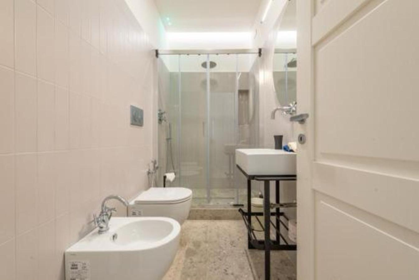 Heavenly Trevi Luxury Rom