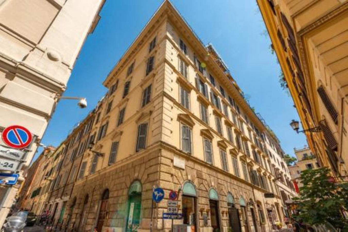 Heavenly Trevi Luxury
